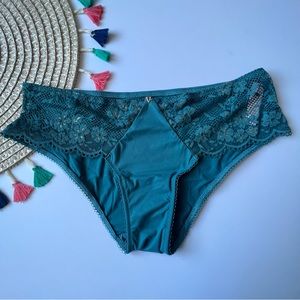 Victoria's Secret Hiphugger Panty in Lace Trim French Sage Shimmer Small NEW